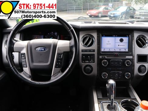 Used 2016 Ford Expedition Limited AWD/4WD image 20