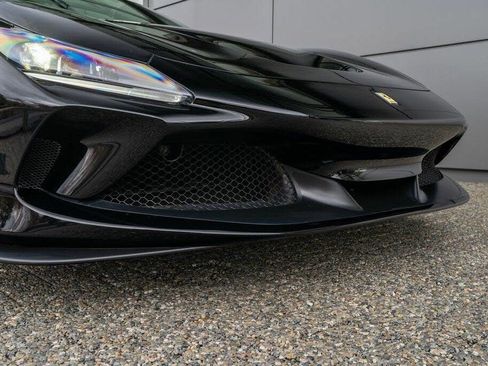 Used 2021 Ferrari F8 Tributo image 14