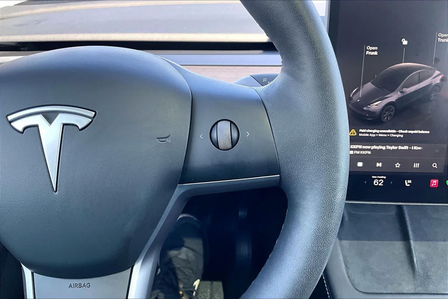 Used 2025 Tesla Model Y Long Range RWD image 22