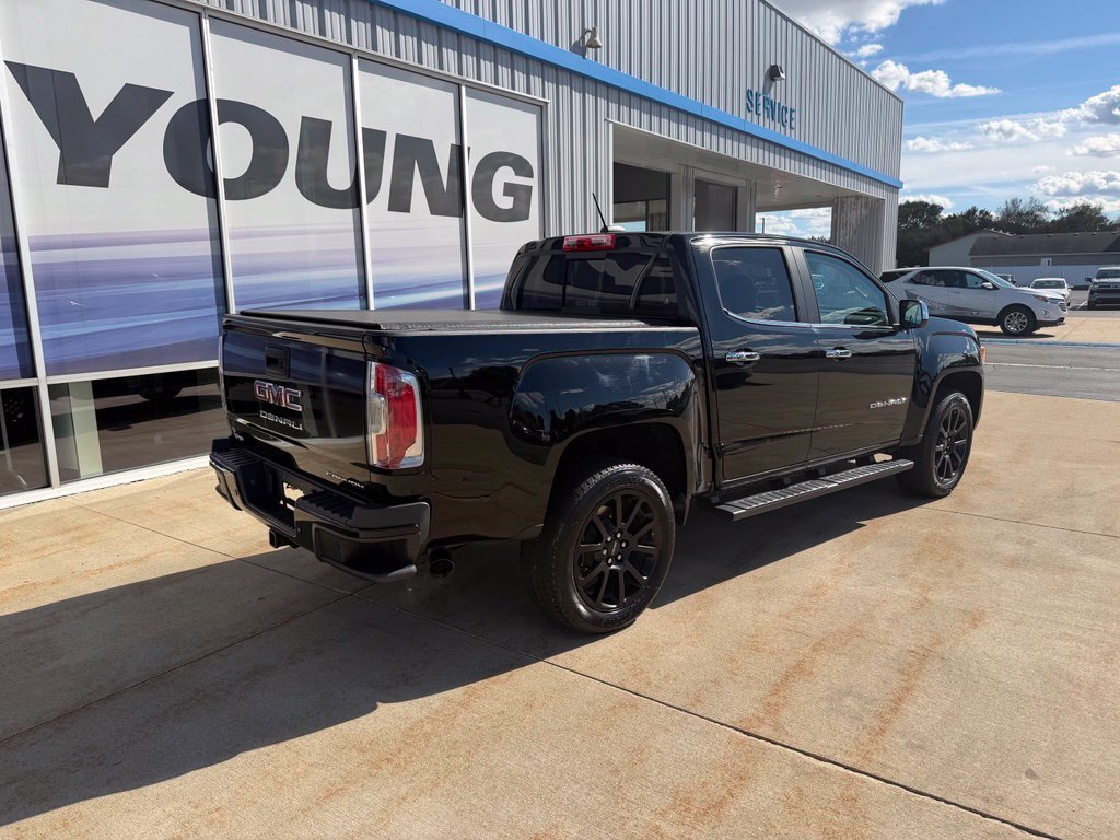 Used 2022 GMC Canyon Denali w/ Denali Black Edition Package AWD/4WD image 3