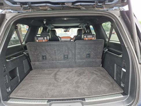 Certified 2020 Lincoln Navigator L Reserve w/ Luxury Package AWD/4WD image 18