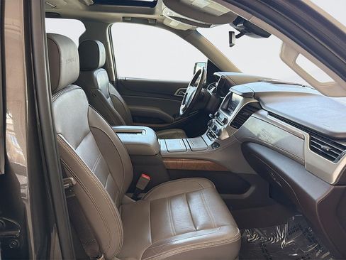 Used 2020 GMC Yukon Denali w/ Open Road Package AWD/4WD image 30