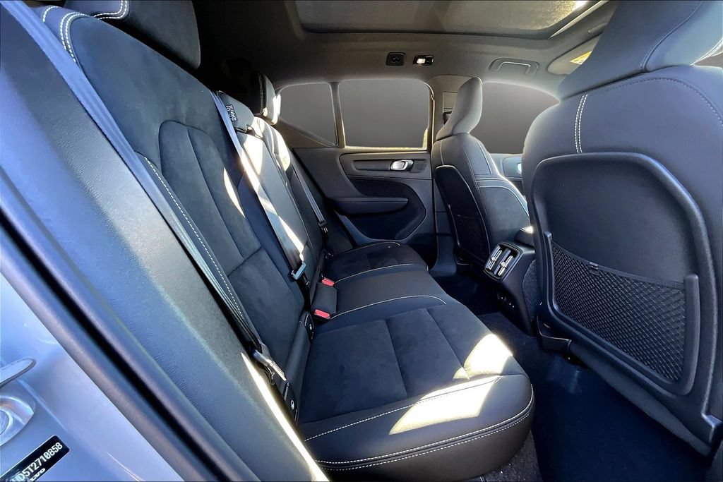 New 2026 Volvo XC40 B5 Ultra w/ Climate Package AWD/4WD image 10