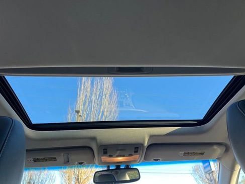 Used 2015 Lexus ES 300h image 15