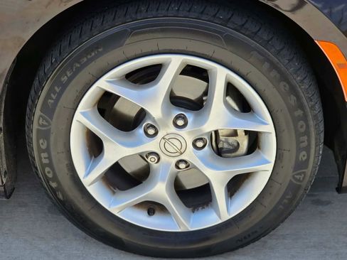 Used 2017 Chrysler Pacifica Touring-L Plus w/ Tire & Wheel Group FWD image 34