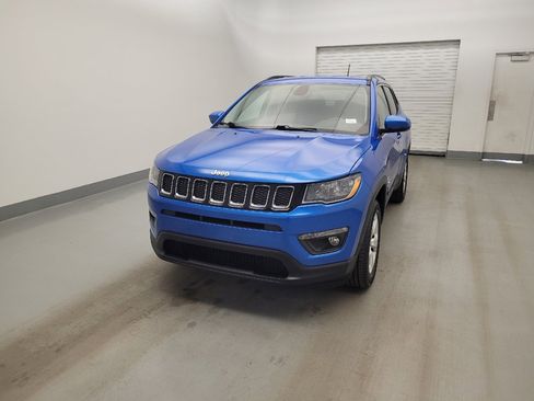 Used 2018 Jeep Compass Latitude w/ Popular Equipment Group AWD/4WD image 15
