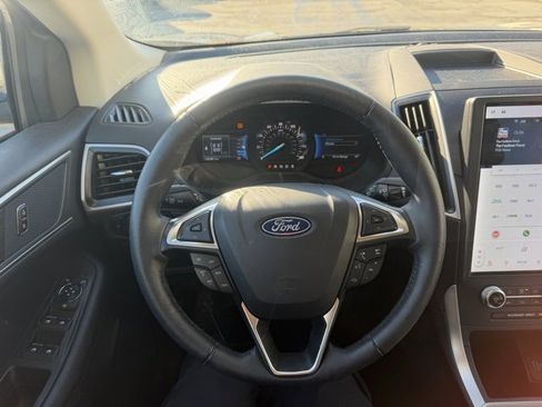 Certified 2024 Ford Edge SEL w/ Convenience Package image 15