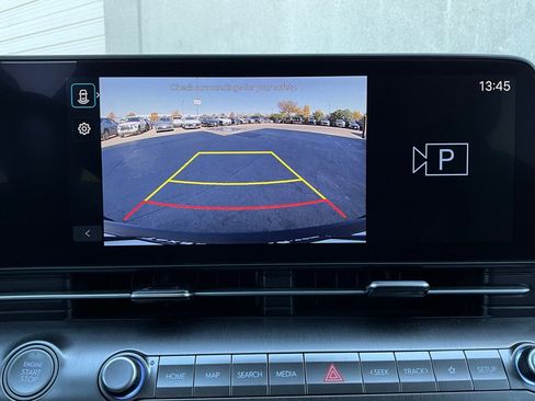 Used 2025 Hyundai Kona SEL image 33