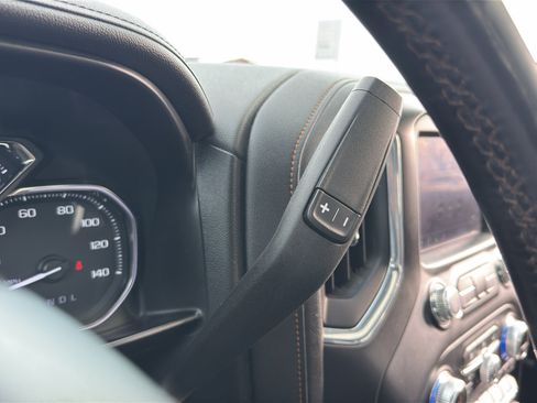 Used 2020 GMC Sierra 1500 AT4 w/ AT4 Premium Package AWD/4WD image 8