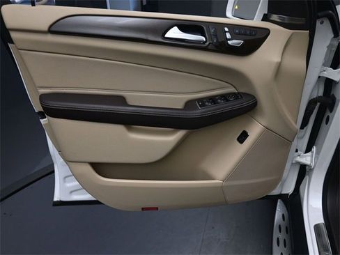 Used 2018 Mercedes-Benz GLE 350 image 22