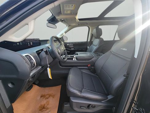 New 2026 Ford Expedition Platinum w/ Driver's Package image 12