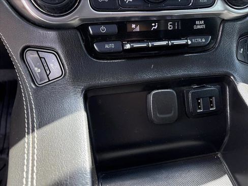 Used 2020 Chevrolet Tahoe LT AWD/4WD image 17