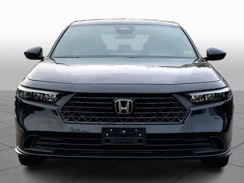 Used 2023 Honda Accord Sport image 3