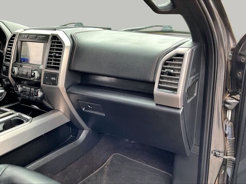 Used 2020 Ford F150 Platinum w/ Equipment Group 701A Luxury AWD/4WD image 19