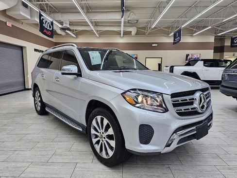 Used 2018 Mercedes-Benz GLS 450 4MATIC w/ Premium Package image 4