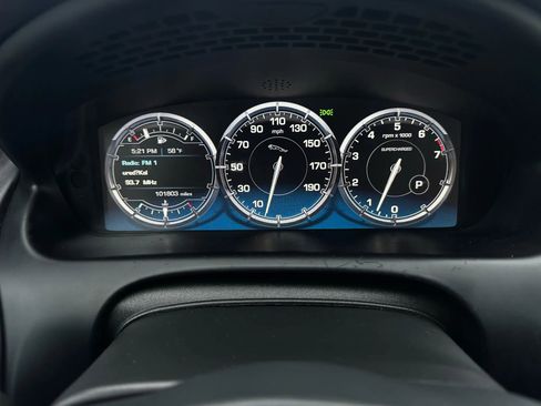 Used 2015 Jaguar XJ R image 24