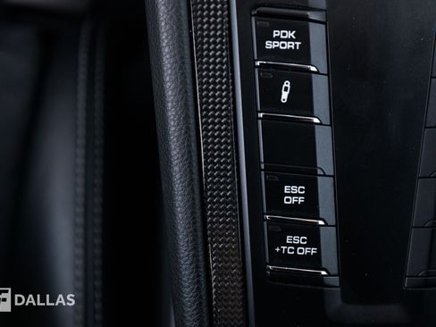 Used 2018 Porsche 911 GT3 w/ Sport Chrono Package image 32