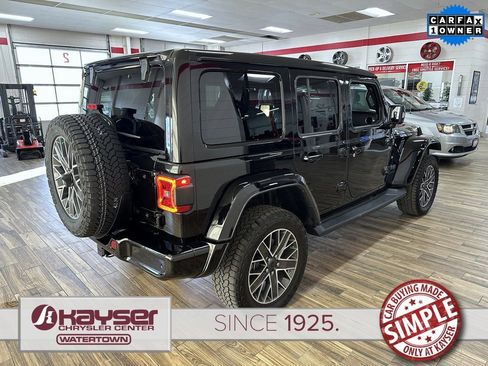 Used 2024 Jeep Wrangler High Altitude AWD/4WD image 5