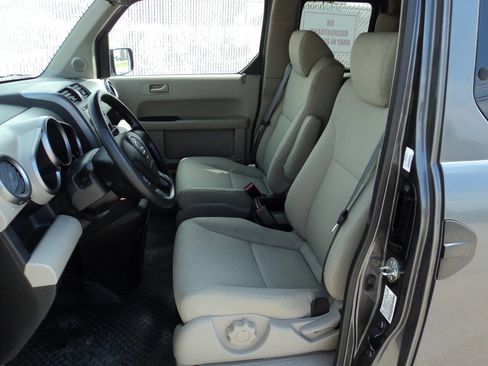Used 2011 Honda Element EX image 16