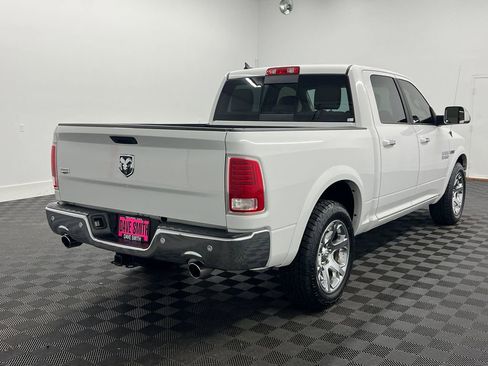 Used 2017 RAM 1500 Laramie w/ Convenience Group image 7