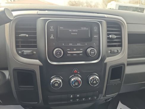 Used 2018 RAM 3500 Tradesman w/ Power & Remote Entry Group image 25