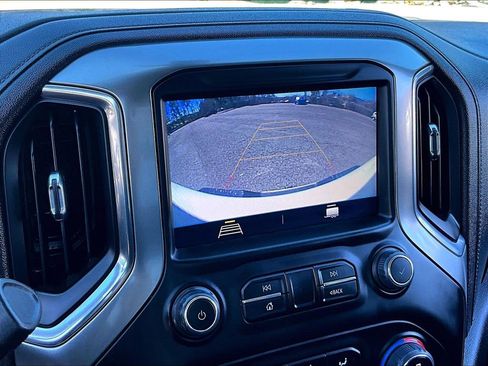 Certified 2023 Chevrolet Silverado 2500 LT image 24