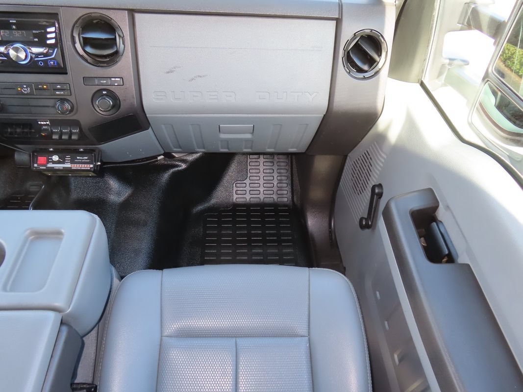 Used 2011 Ford F450 XL w/ Trailer Tow Pkg AWD/4WD image 21