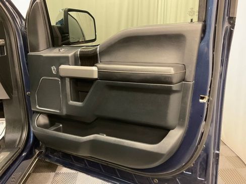 Used 2018 Ford F150 Platinum w/ Equipment Group 701A Luxury AWD/4WD image 25
