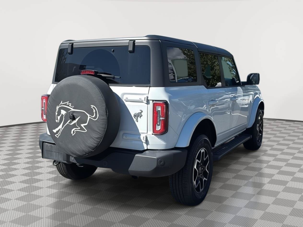 Used 2023 Ford Bronco Outer Banks AWD/4WD image 5