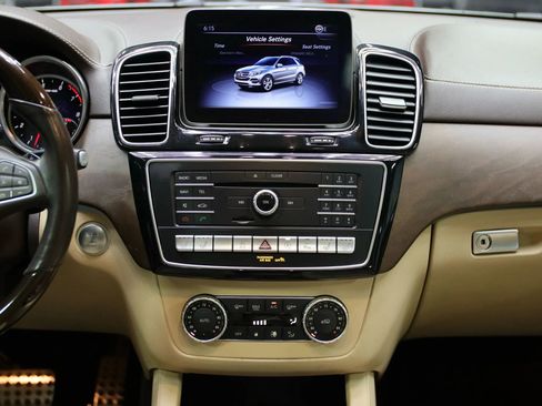 Used 2018 Mercedes-Benz GLE 43 AMG 4MATIC image 35