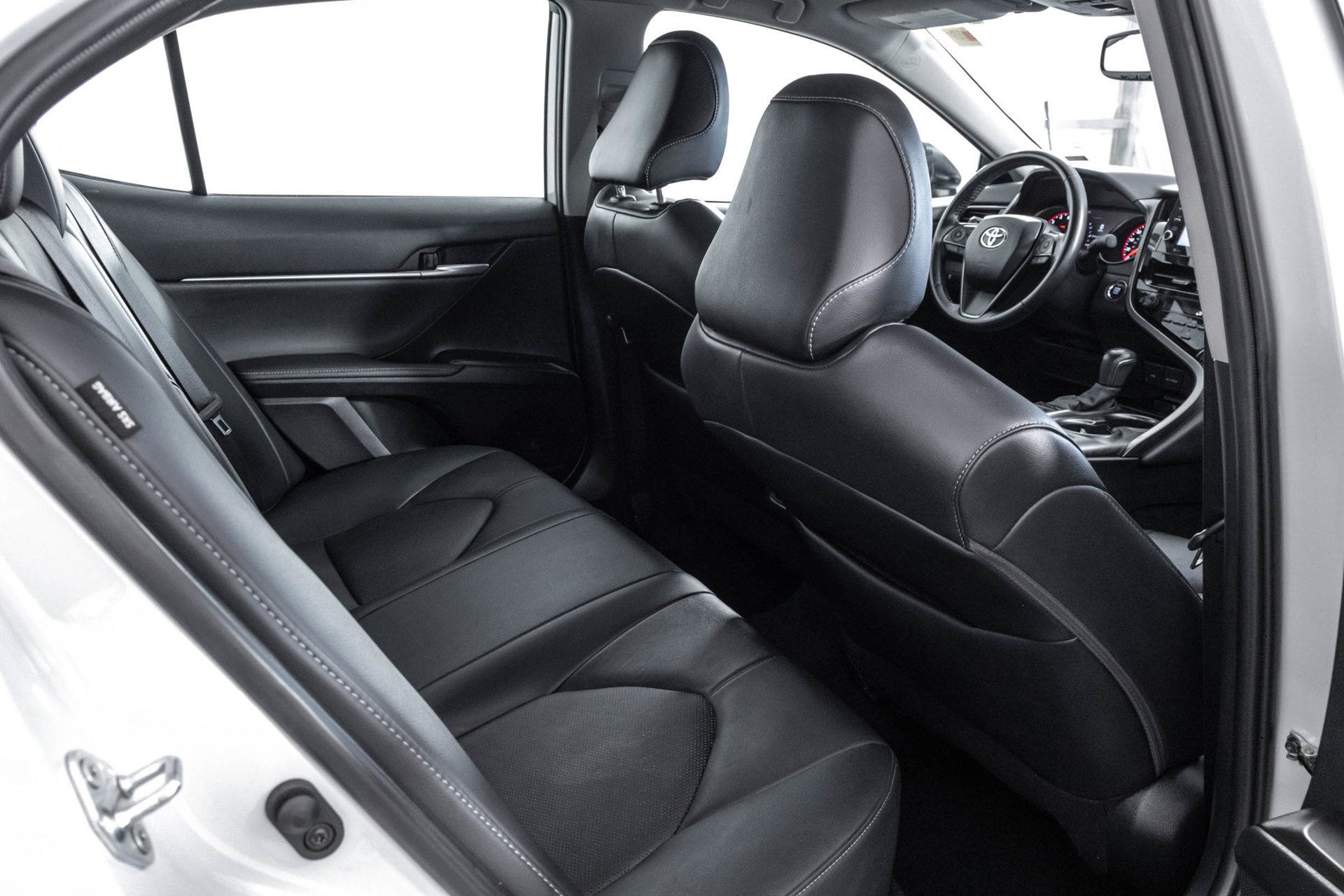 Used 2024 Toyota Camry XSE FWD image 38