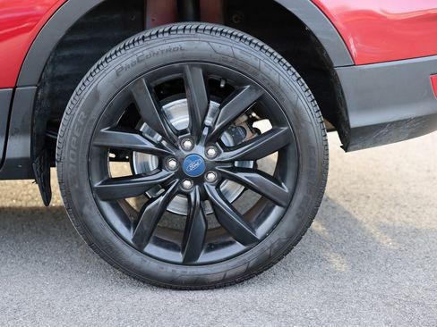 Used 2019 Ford Escape SE image 27