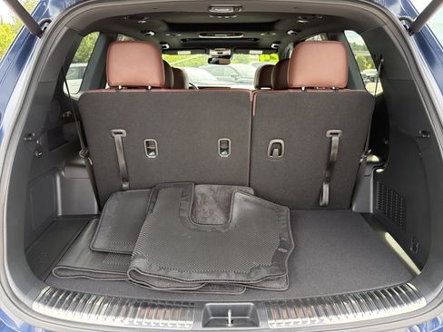 Used 2024 Kia Telluride SX w/ Towing Package FWD image 34