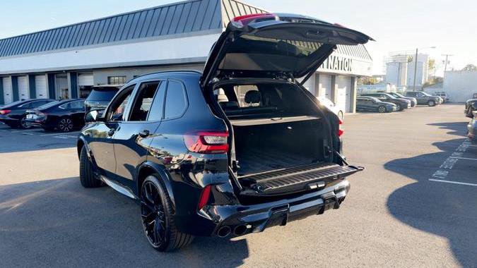 Used 2021 BMW X5 M w/ Competition Package AWD/4WD image 15