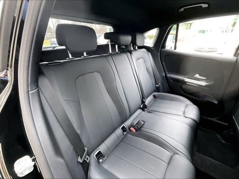 Used 2026 Mercedes-Benz GLA 250 4MATIC image 29