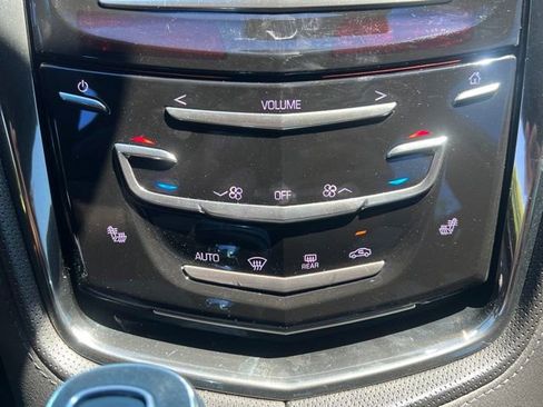 Used 2019 Cadillac CTS V w/ Luxury Package RWD image 28