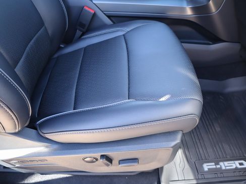 New 2025 Ford F150 Lariat w/ Equipment Group 501A Mid image 15