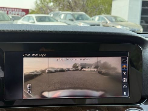 Used 2019 Mercedes-Benz E 300 image 25