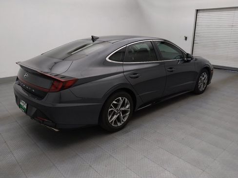 Used 2023 Hyundai Sonata SEL w/ Preferred Accessory Package FWD image 10