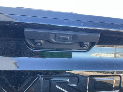 Used 2024 Chevrolet Silverado 1500 LT image 9