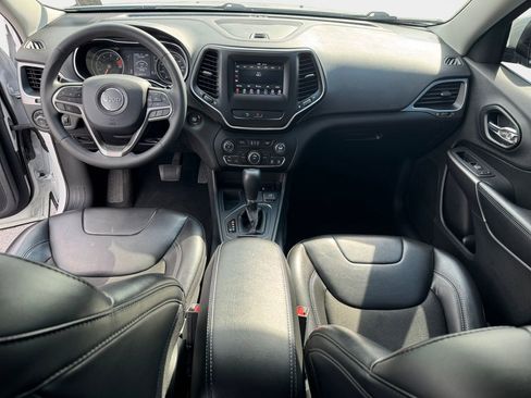 Used 2020 Jeep Cherokee Latitude Plus FWD image 15