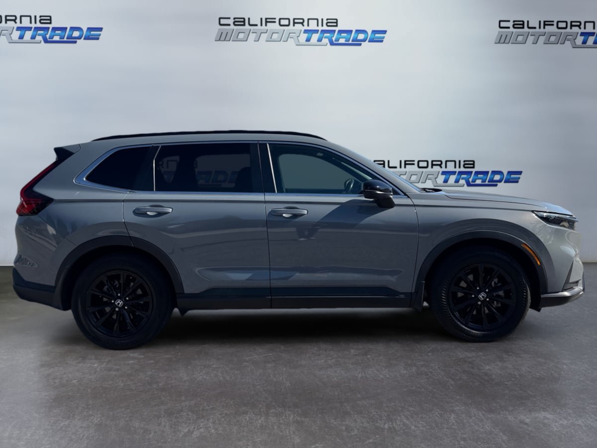 Used 2023 Honda CR-V Sport image 4