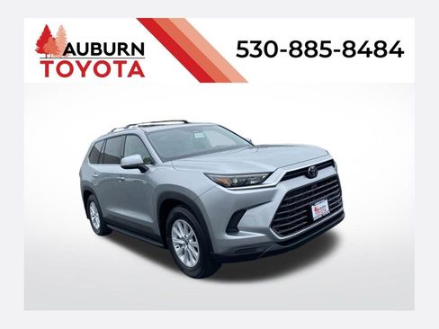 New 2026 Toyota Grand Highlander AWD Hybrid image 1
