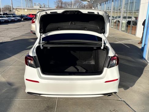 Certified 2025 Honda Civic Sport image 9