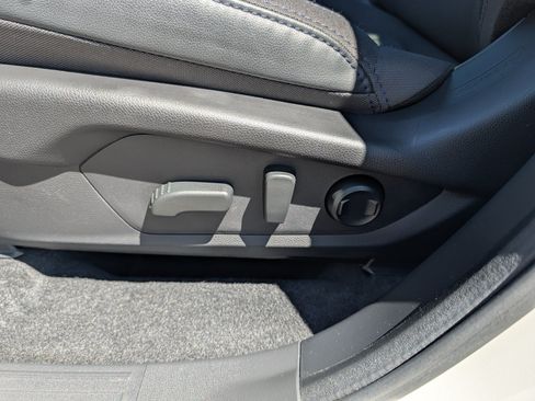 Certified 2026 Subaru Forester Premium AWD/4WD image 19