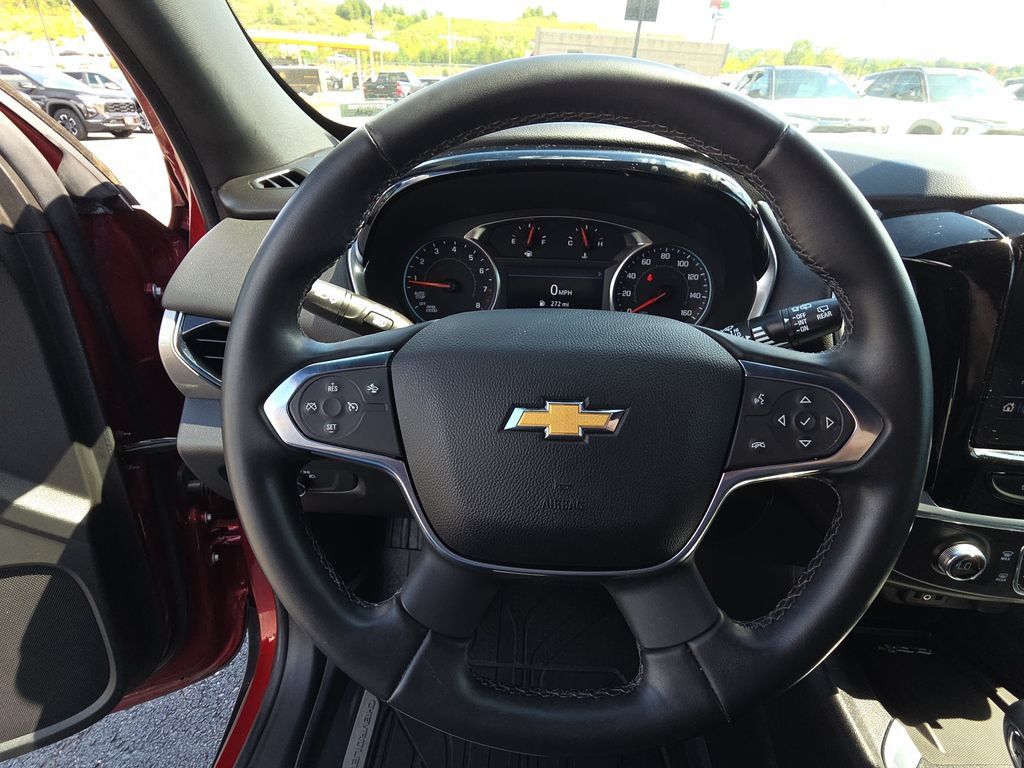 Used 2023 Chevrolet Traverse LT w/ LPO, Floor Liner Package AWD/4WD image 17
