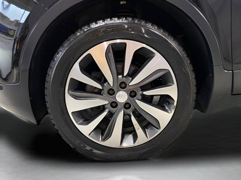 Used 2018 Buick Encore Essence FWD image 26