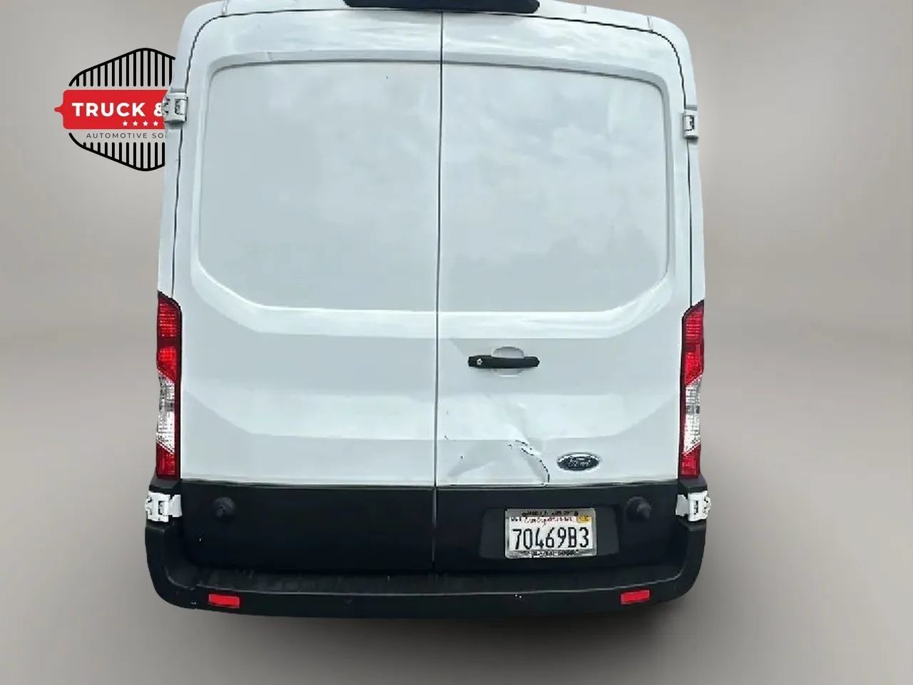 Used 2020 Ford Transit 250 Medium Roof w/ Load Area Protection Package RWD image 5