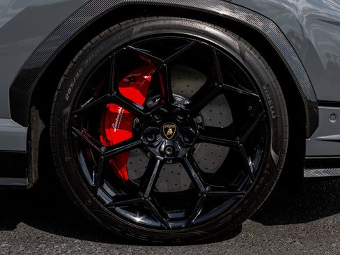 Used 2023 Lamborghini Urus Performante image 22