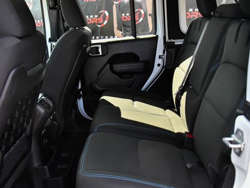 Used 2023 Jeep Wrangler Unlimited Rubicon 4xe w/ Steel Bumper Group image 39